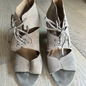 Franco Sarto wedged sandals